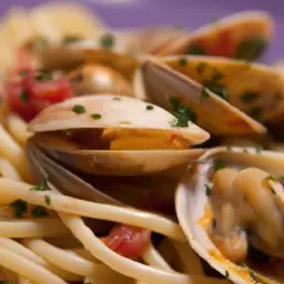 Teaser Image: Classic Clam Linguine
